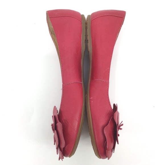 Born Pink Flats with Flower Detail - Picture 2 of 14